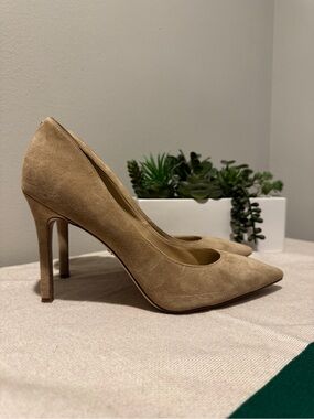 Sam Edelman suede“Hazel” heels, size 10